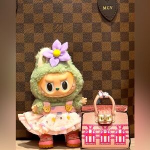 🌸POP MART LABUBU MONSTERS Green Grape and Mini Burky Bag Charm Set🌸